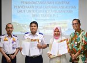 Fatiyah Suryani Mile Tanda Tangan Kontrak Sebagai Penyedia Layanan Angkutan Laut Kapal Phinisi Dengan Kemenhub