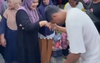 Calon Bupati Singgih B. Mus Blusukan ke Pasar Baru Banggai, Serap Aspirasi Para Pedagang