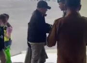 Bupati Bangkep Bersama Ibu, Disambut Dandim 1308 Luwuk Banggai