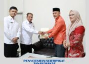 Penyerahan Tanah Wakaf Oleh Kantah Kabupaten Bangkep