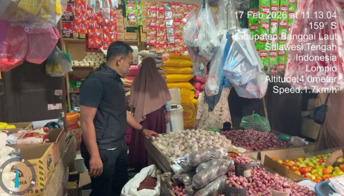 Kawal Harga Eceran Tertinggi, Personel Polres Bangkep Temukan Beras Melebihi HET di Lompio