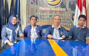 Sri Yeni Geser Posisi Rusdin Sinaling pada Unsur Pimpinan di DPRD Bangkep