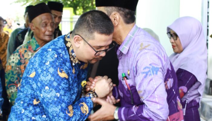 Kakan Pertanahan Kabupaten Banggai Kepulauan Hadiri Acara Purnabakti Kepala Kantor Kementerian Agama Kabupaten Banggai Kepulauan