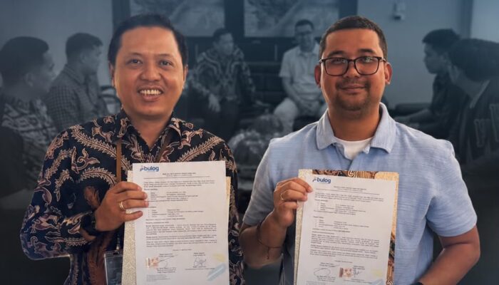 Wujudkan Kepastian Hukum Aset Negara, Kantah Banggai Kepulauan Serahkan Sertipikat Hak Pakai Gudang BULOG