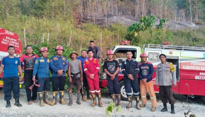 Sinergi, Respon Cepat Damkar dan Polres Bangkep Berhasil Padamkan Kebakaran Lahan di Desa Baka