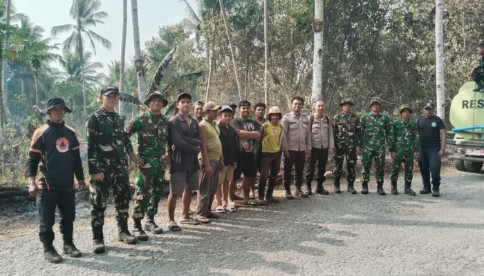 Polsek Bulagi Bersama TNI dan Damkar Gerak Cepat Padamkan Kebakaran di Desa Sambulangan