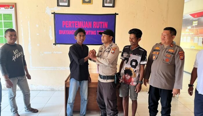 Polres Bangkep Selesaikan Dugaan Kesalahpahaman Oknum Anggota Polsek Totikum Melalui Mediasi Damai